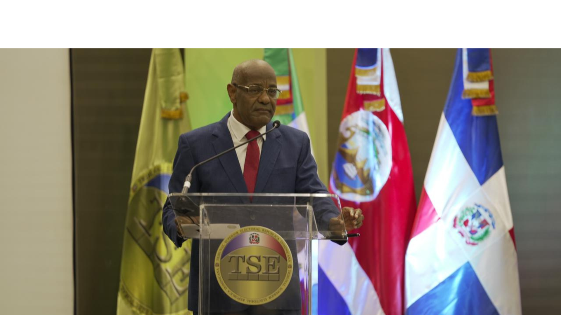 Sociólogo Cándido Mercedes dice actores políticos deben constituirse en agentes de cambio